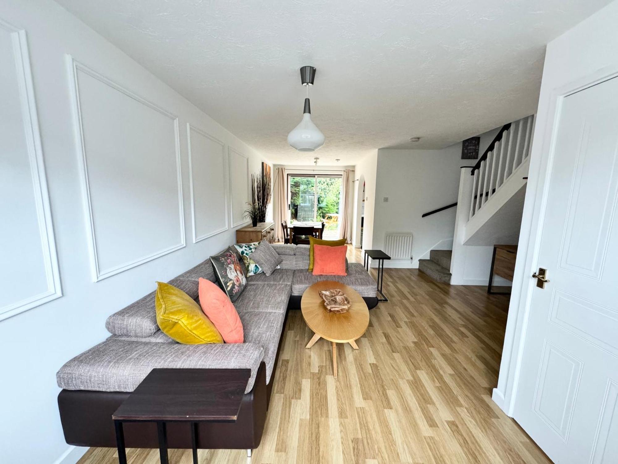 Apartment 3 Bed House With Parking And Garden Near Tower Bridge London