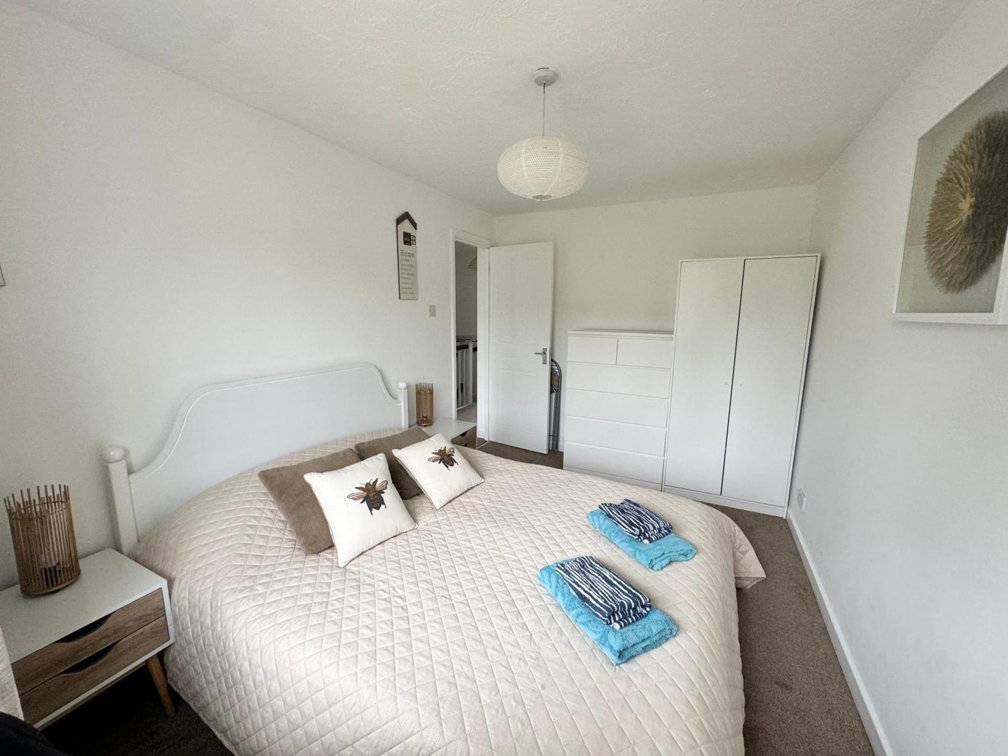 3 Bed House With Parking And Garden Near Tower Bridge Apartment